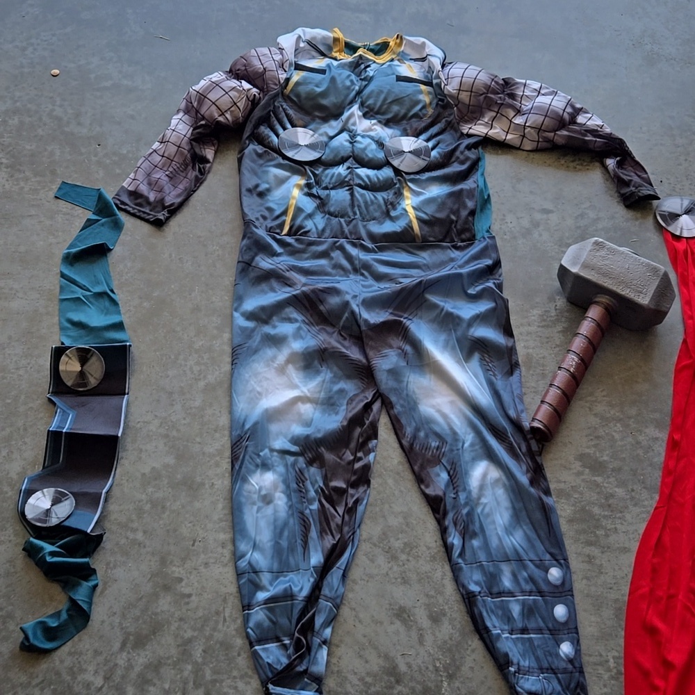 Hulk Costume Mens Medium With Cap And Belt